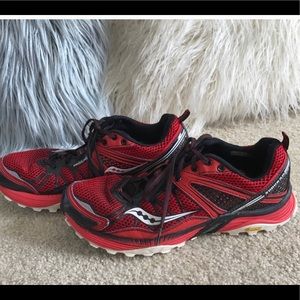 Men’s Saucony shoes